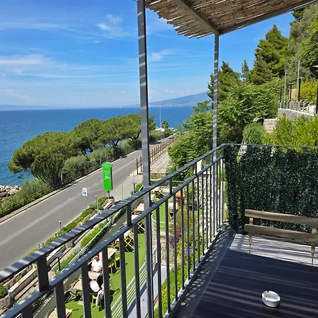 Oasi Relais 3* Vico Equense